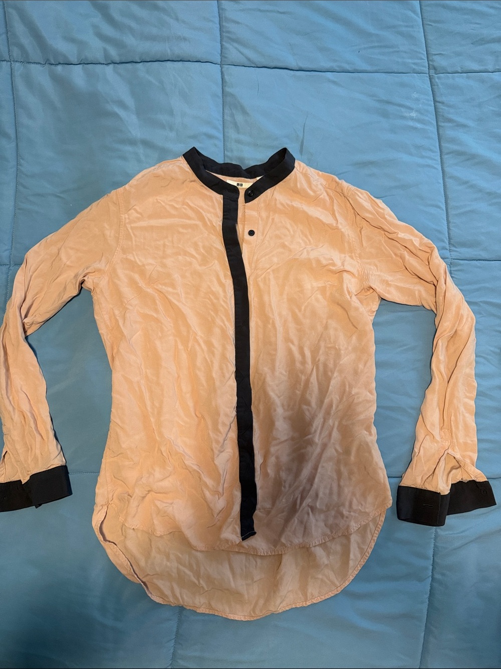Light Pink Contrast-Trim Women’s Shirt